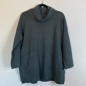 Raya green cowl neck sweater women’s XS extra small EUC oversized